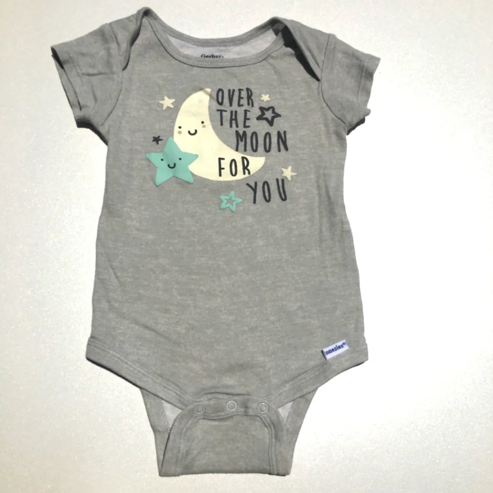 Gerber Over The Moon Onesie Gray Size 3-6 Months